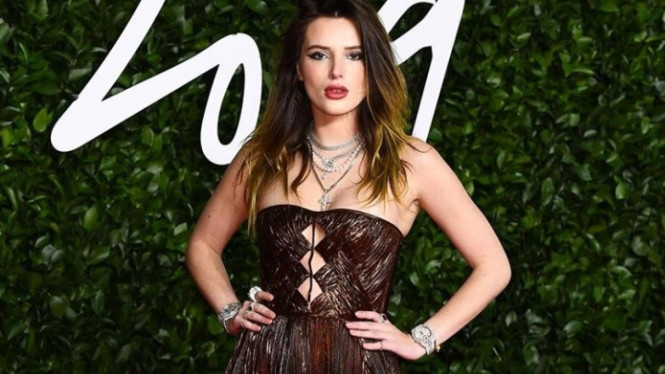 Instagram/bellathorne