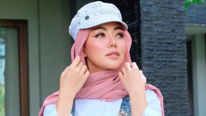 Instagram/bellashofie_rigan