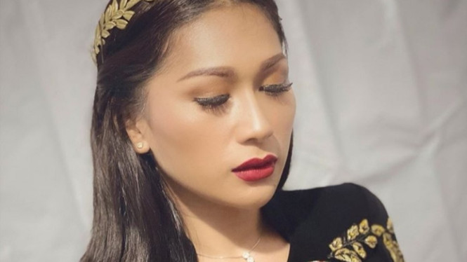 Instagram/tatajaneetaofficial