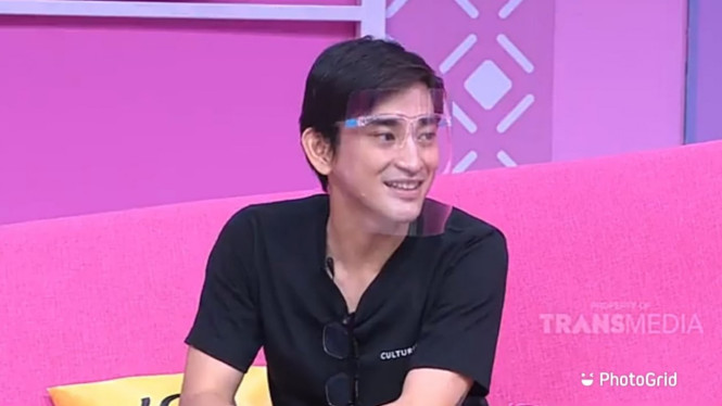 YouTube/Trans TV Official