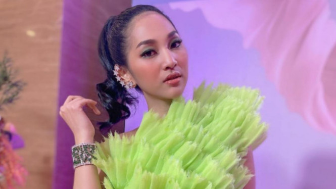 instagram/harinisondakh