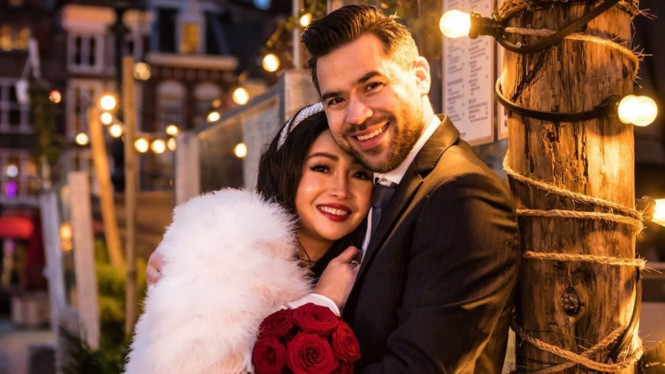 Instagram/@peteronemusic