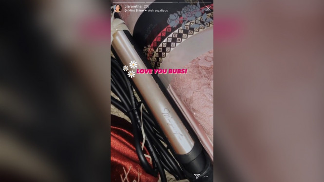 Instagram/@clararetha