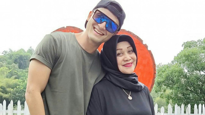 Instagram/@indrabruggman