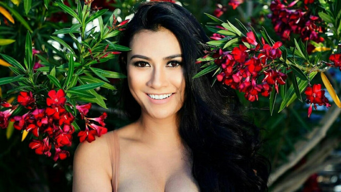 Instagram/@uliaulianiofficial