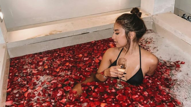 Instagram/@jennifercoppenreal20