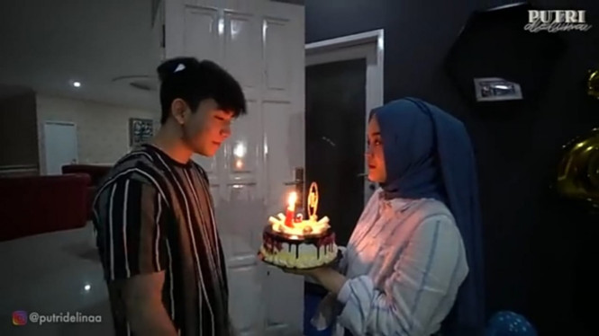 YouTube/putri delina