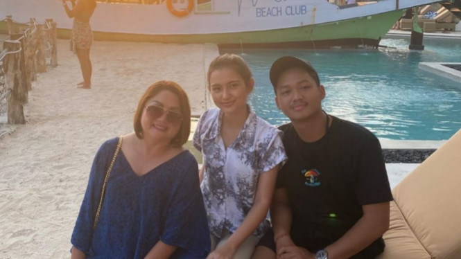 instagram/herryaniluhgede