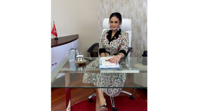 instagram/krisdayantilemos