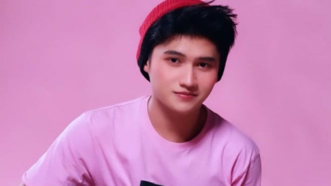 Instagram/ffelixshah