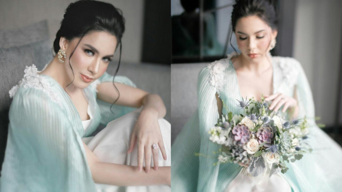 Instagram/@sallyadelia