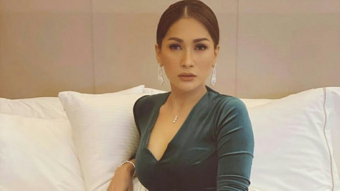 Instagram/@tatajaneetaofficial