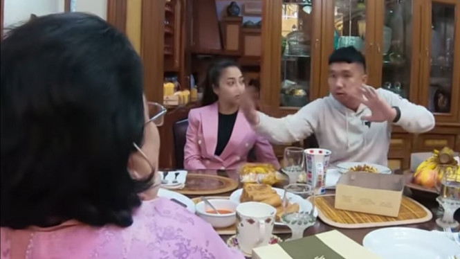 Youtube/Nikita Willy Official