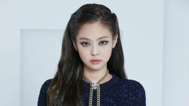 Instagram/@jennierubyjane