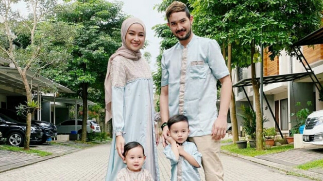 Instagram/@donnymichael