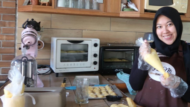 Instagram/@santiasokamala