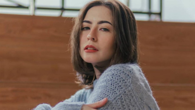 instagram/naomisquirell