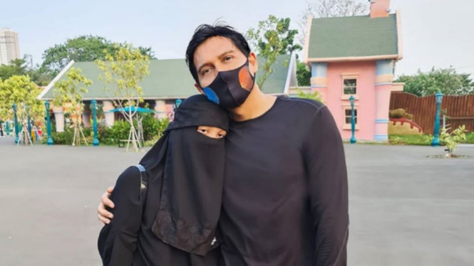 instagram/luckyhakimofficial