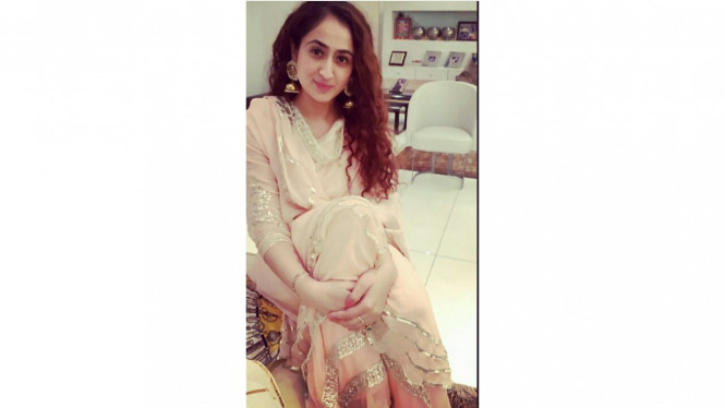 Instagram/@ruchikaakapoor