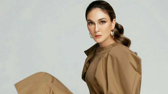 Instagram/@lunamaya