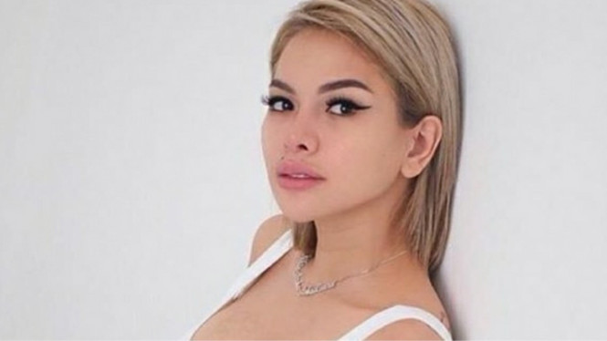 Instagram/nikitamirzanimawardi_17