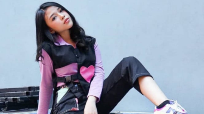 instagram/anneth.dlc