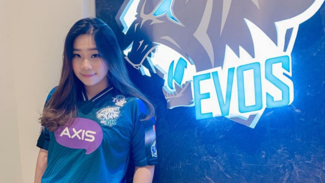 Instagram/@evos.earl