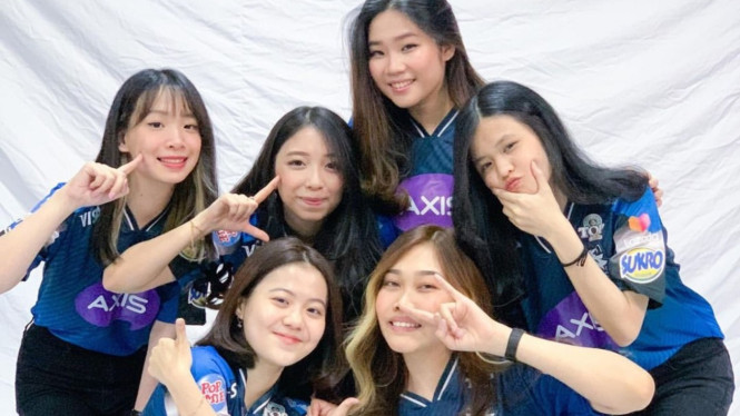 Instagram/@evos.earl