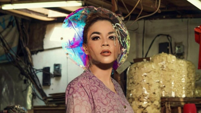 Instagram/@melaney_ricardo