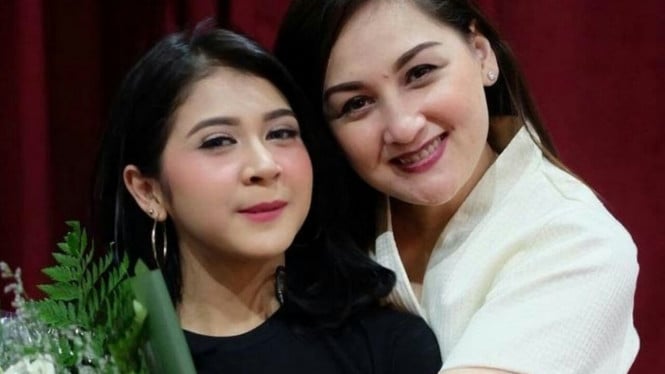 Instagram/@monaratuliu