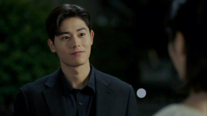 Instagram/@super_d.j