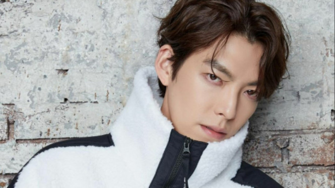 Instagram/@ament_official