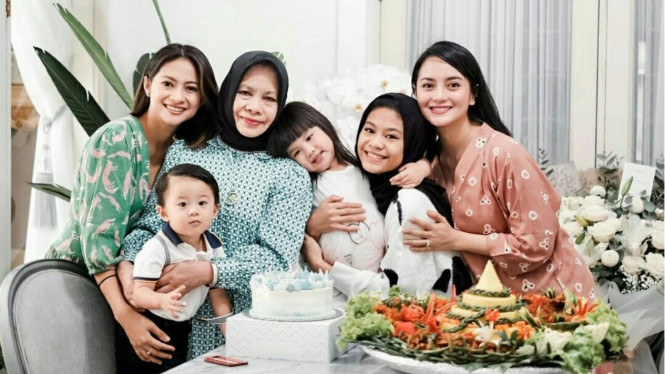 Instagram/@ririnekawati