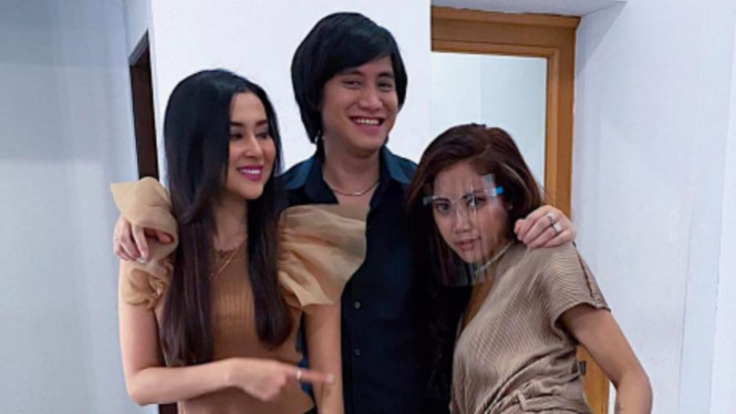 instagram/kevinaprilio