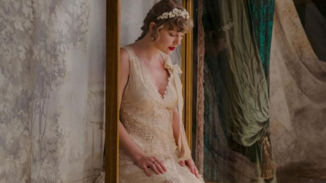 Instagram/taylorswift