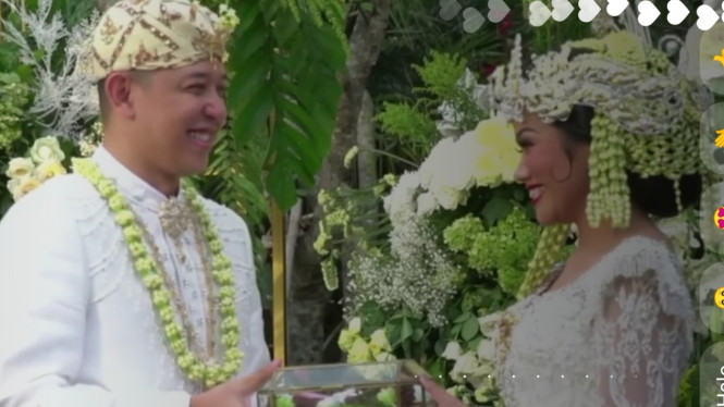 Instagram/yurayunita