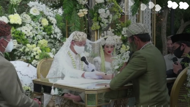 Instagram/yurayunita