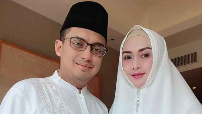 Instagram/@eddiesadellia