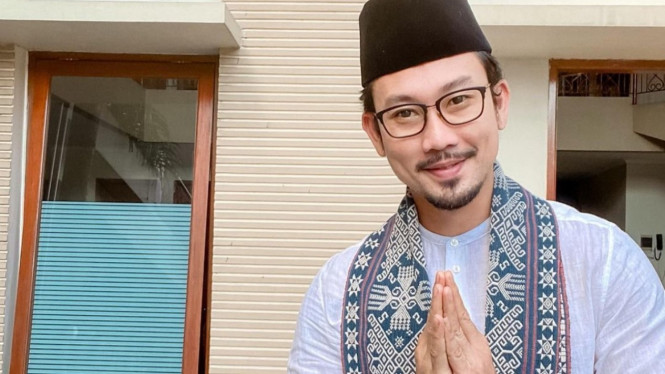 Instagram/@sumargodenny