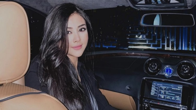 Instagram/@taniaayusiregarofficial