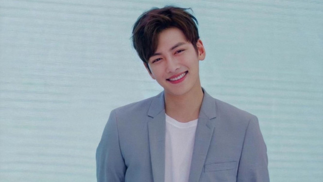 Instagram/@jichangwookk