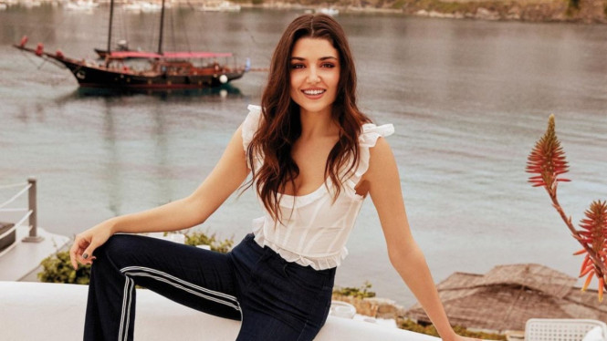 Instagram/@handemiyy