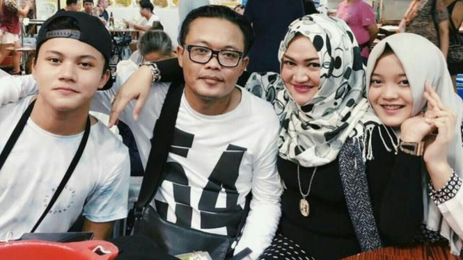 Instagram/@putridelinaa