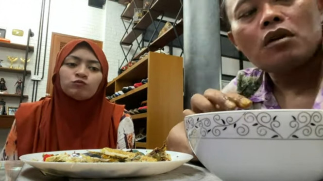 YouTube/Sunah Official