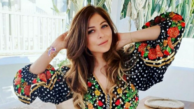 Instagram/@kanik4kapoor