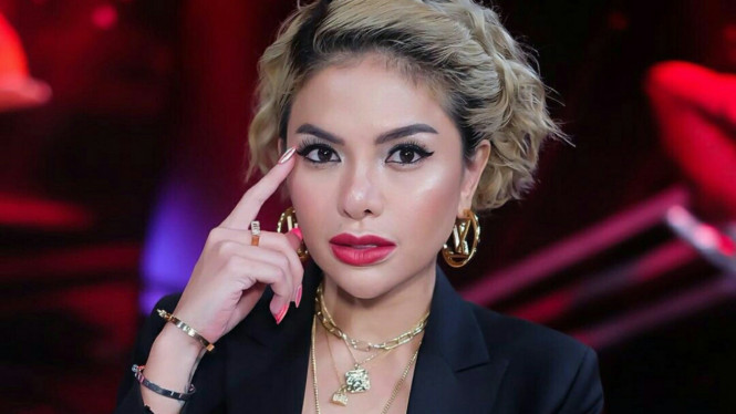 Instagram/@nikitamirzanimawardi_172