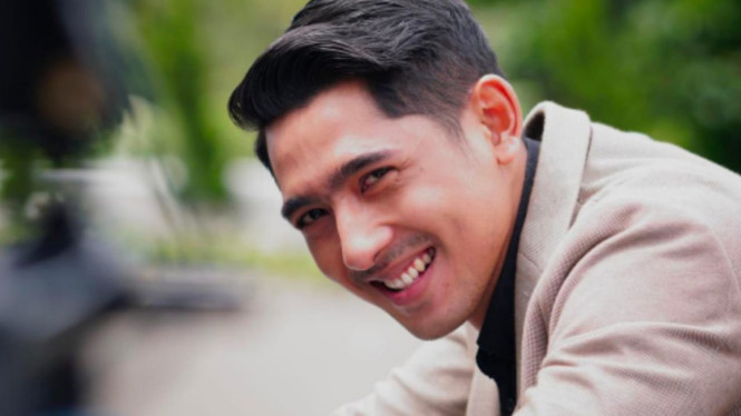 instagram/arya.saloka