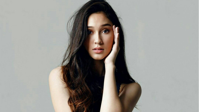 Instagram/@yasminnapper