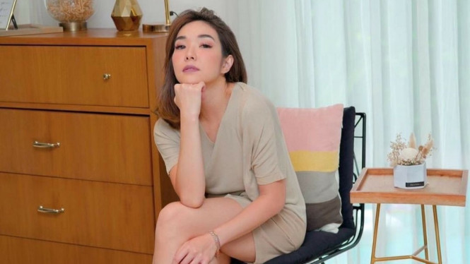 Instagram/ @gisel_la