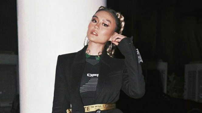 Instagram/@agnezmo
